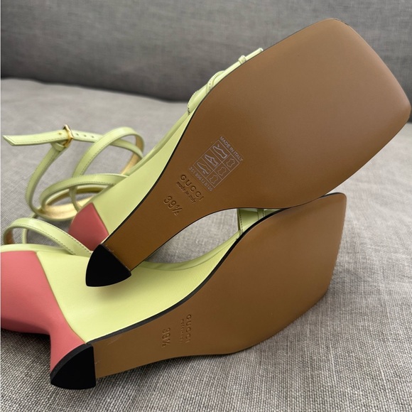 GUCCI Authentic Crystal Tiger Wedge Sandals EUR 39.5 US 9.5 Patent Leather - Picture 6 of 7